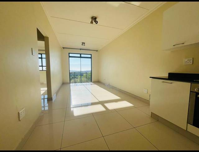 2 BEDROOM APARTMENT FOR SALE IN UMHLANGA RIDGE